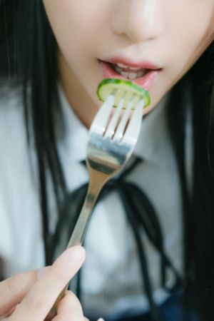 国产无码口交片_720高清迅雷在线观看