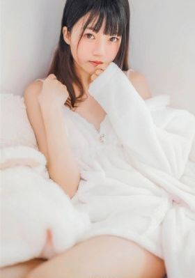 天天看天天射天天碰_日韩成人在线